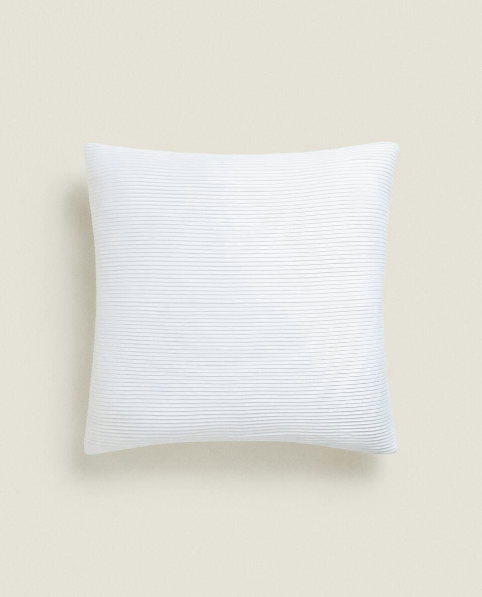 PLEATED CUSHION COVER