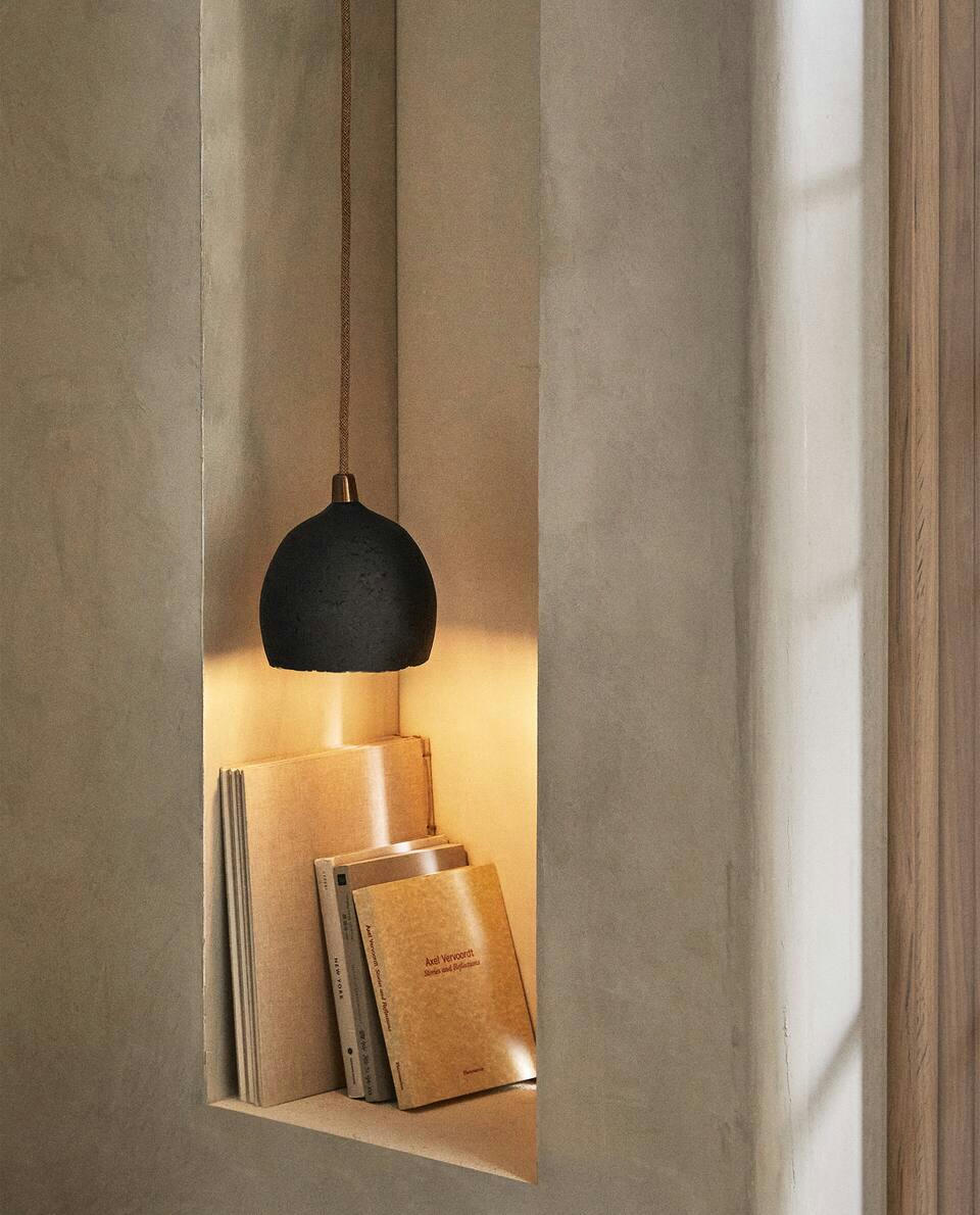 PAPIER-M?CHé CEILING LAMP