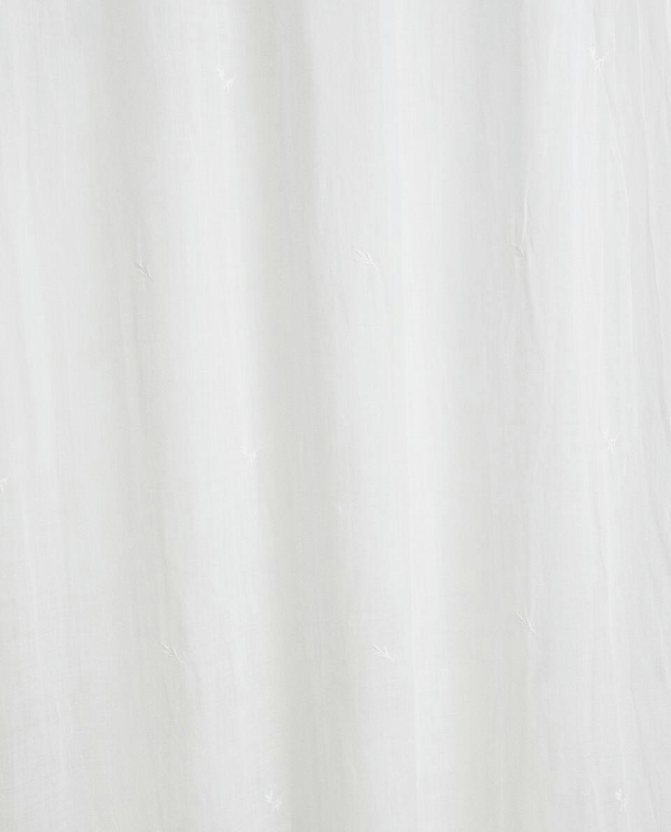 CURTAIN WITH FLORAL EMBROIDERY