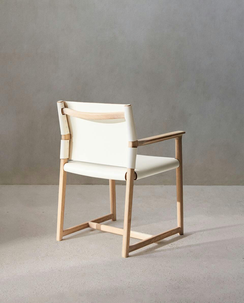 CHAIR 03