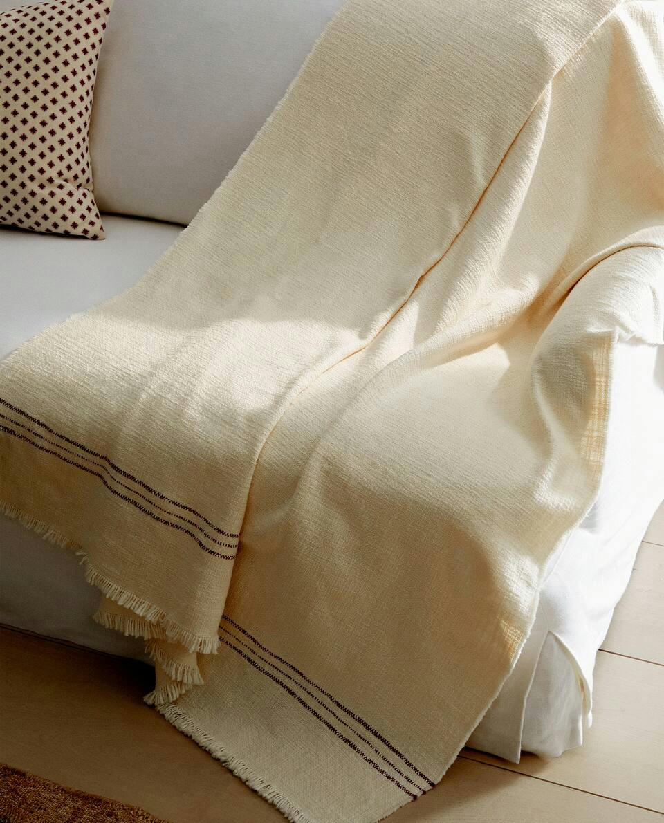 RUSTIC BLANKET