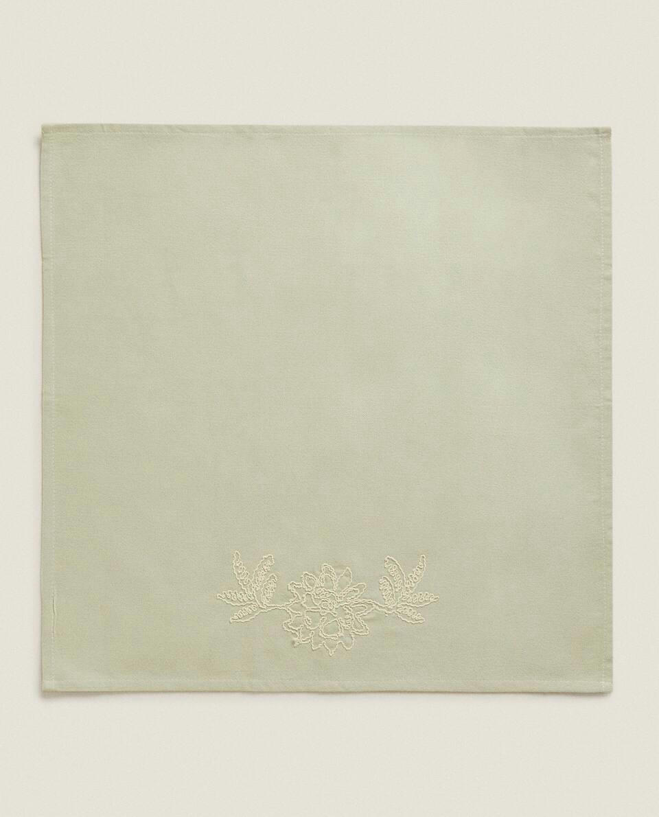 EMBROIDERED COTTON NAPKINS (PACK OF 2)