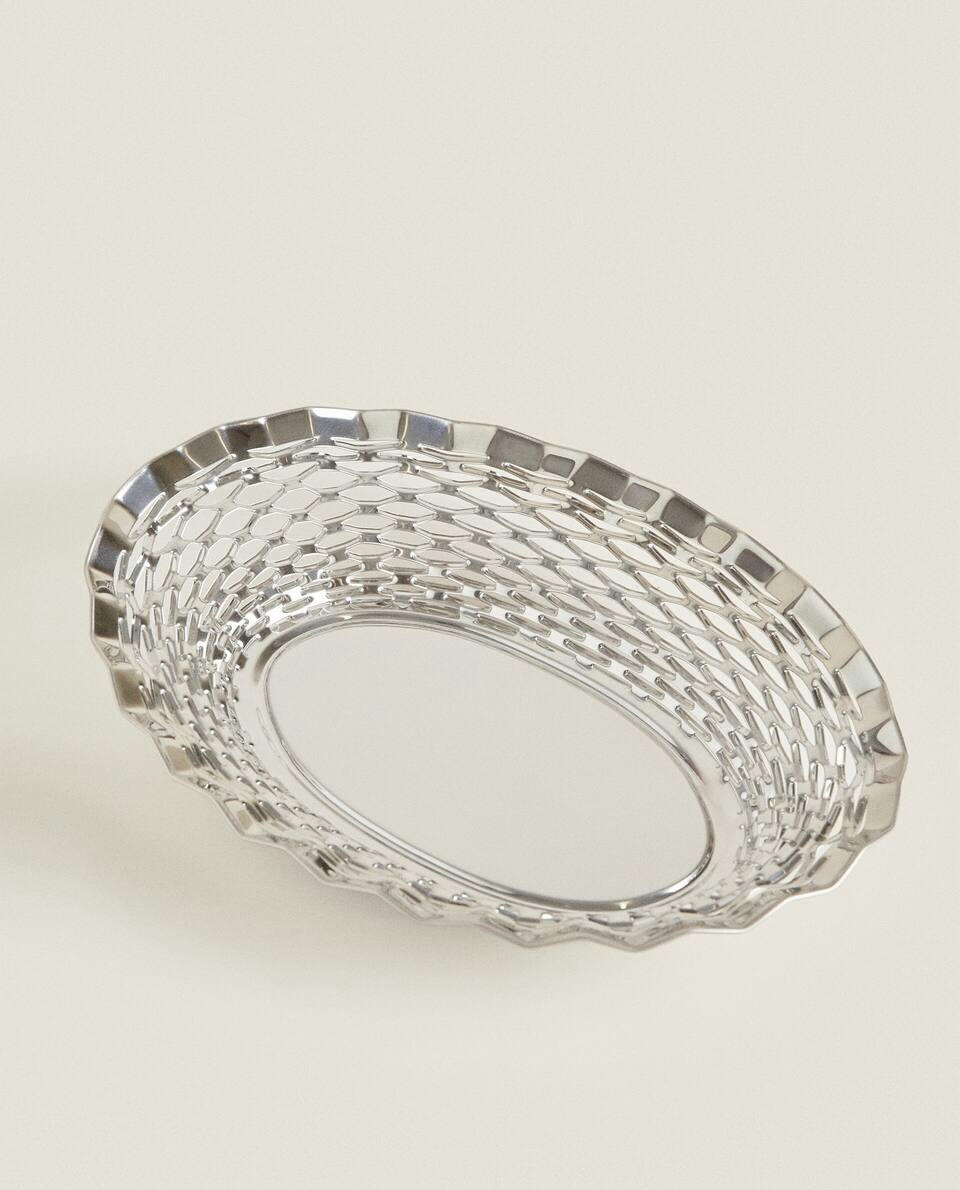 METAL BOWL WITH PERFORATED EDGE