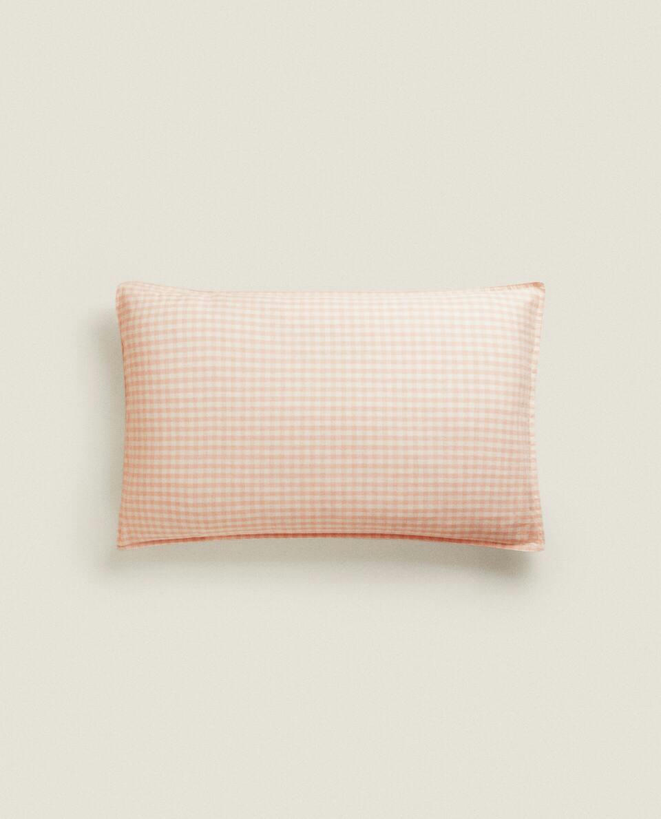 CHECK PILLOWCASE