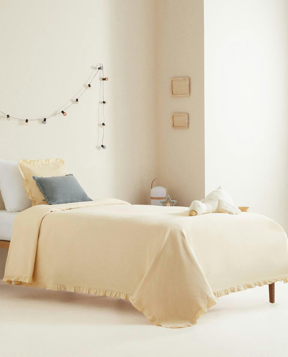 JACQUARD COTTON BEDSPREAD