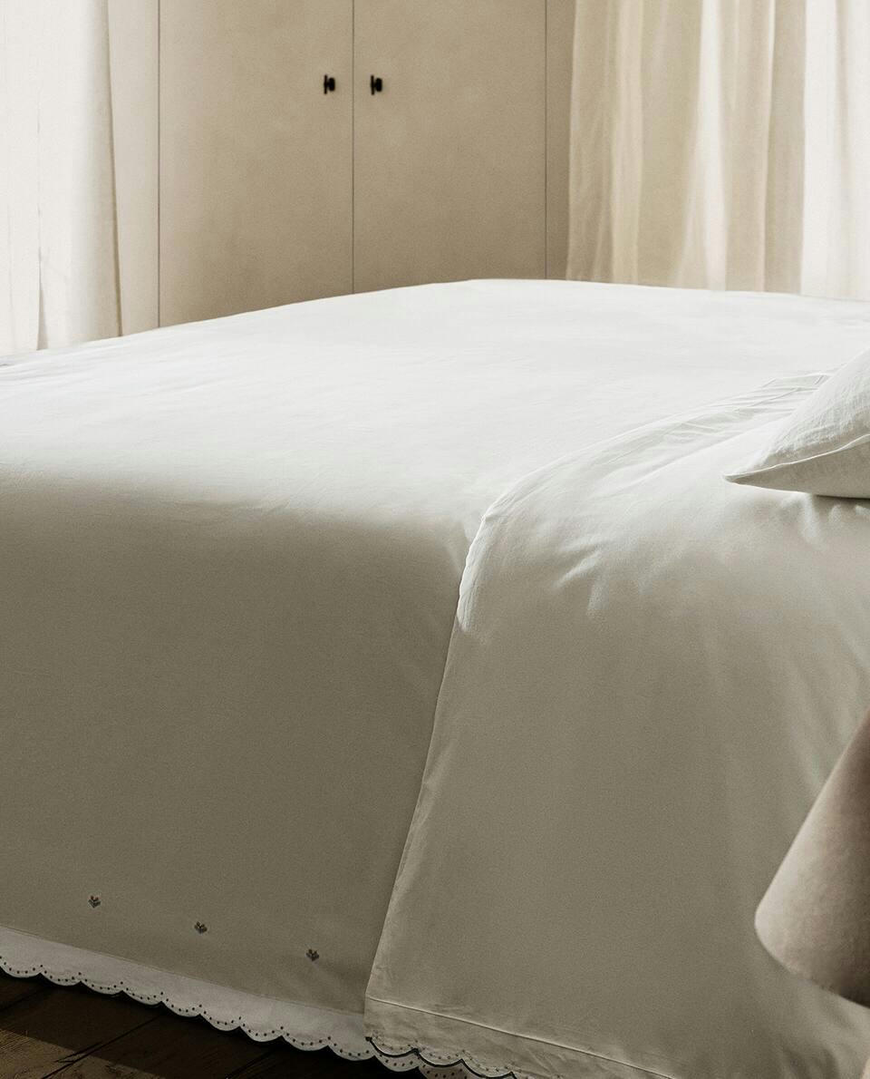 FLORAL EMBROIDERY DUVET COVER