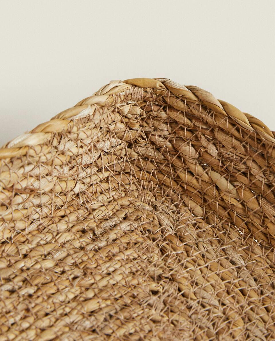 LONG WOVEN BASKET