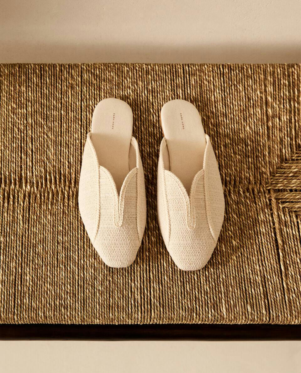 BABOUCHE SLIPPERS WITH DETAILING