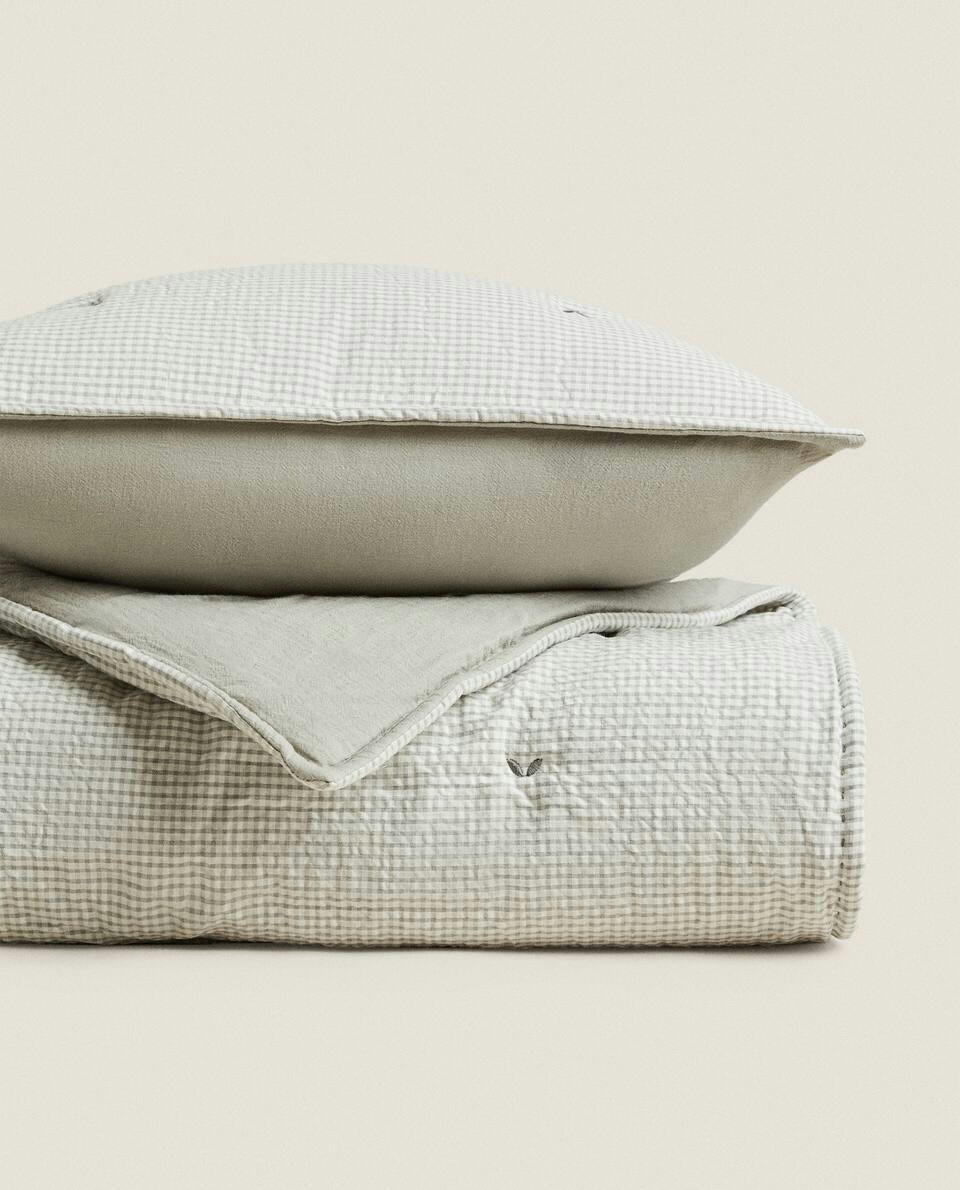 CHILDREN'S SEERSUCKER QUILT