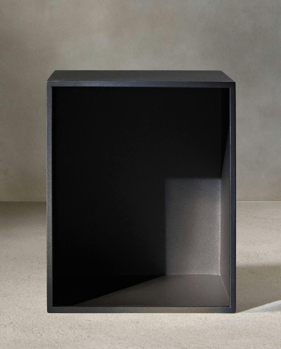 FURNITURE | ACCESSORIES 01