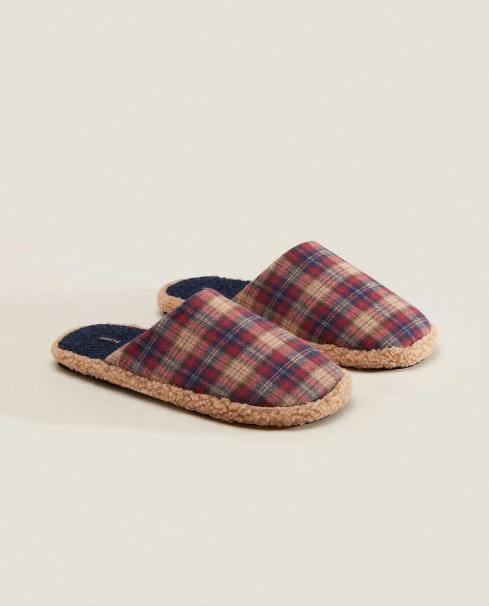 WARM CHRISTMAS TARTAN SLIPPERS