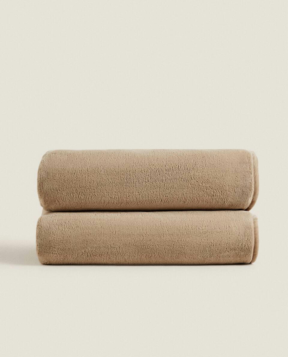 490 GSM SHORT FAUX FUR FLEECE BLANKET