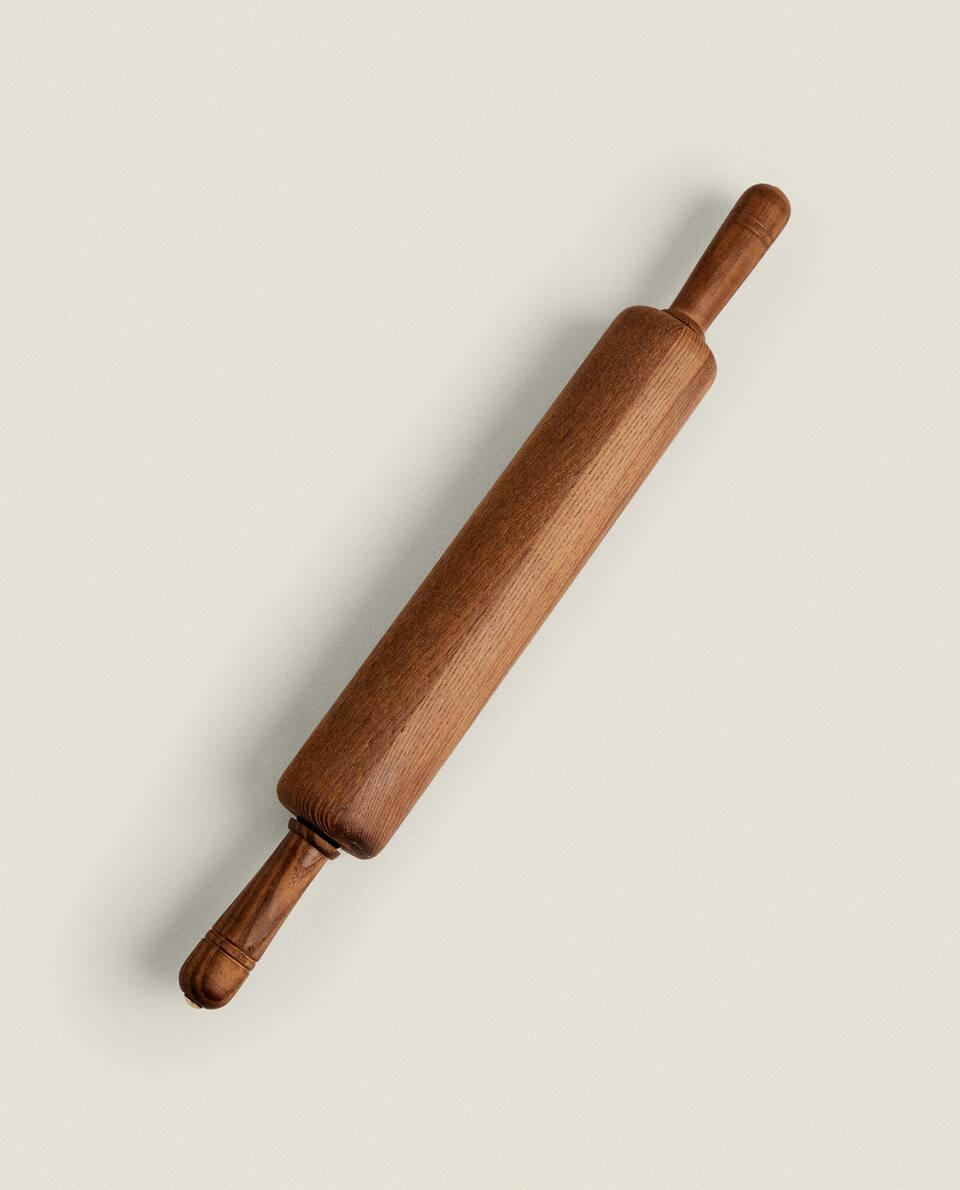 WOODEN ROLLING PIN