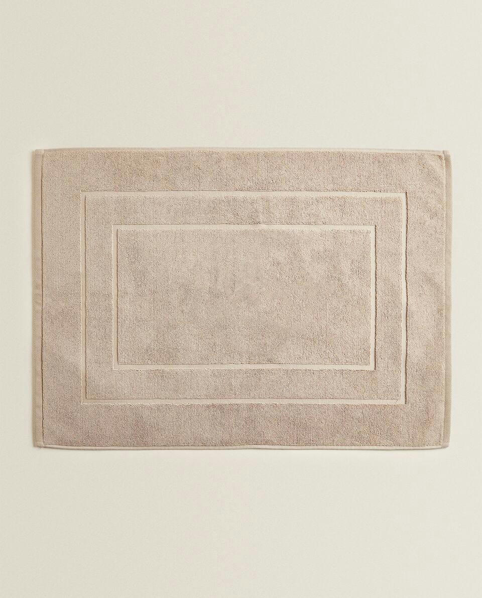 COTTON BATH MAT