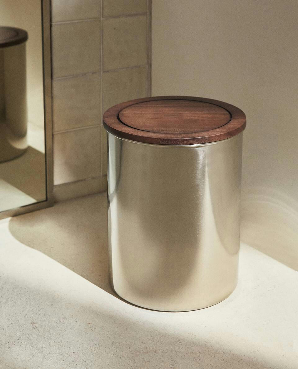 METAL WASTEPAPER BIN WITH WOOD LID