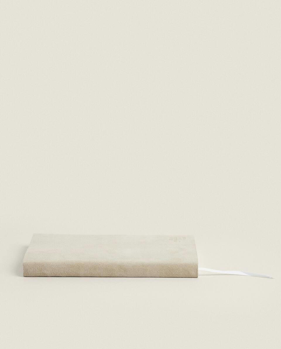 LEATHER NOTEBOOK X STUDIO NICHOLSON