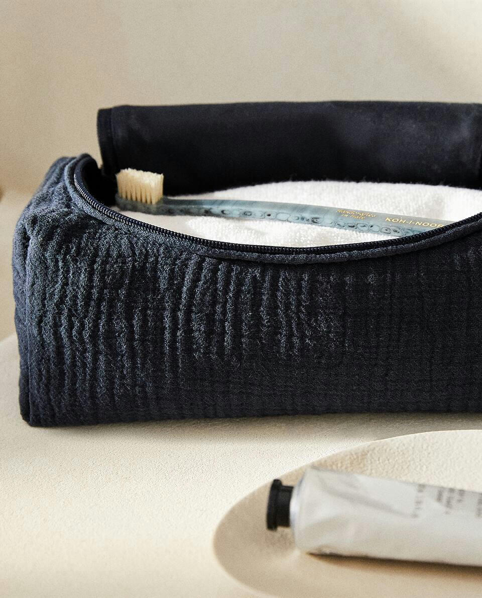 LINEN TOILETRY BAG