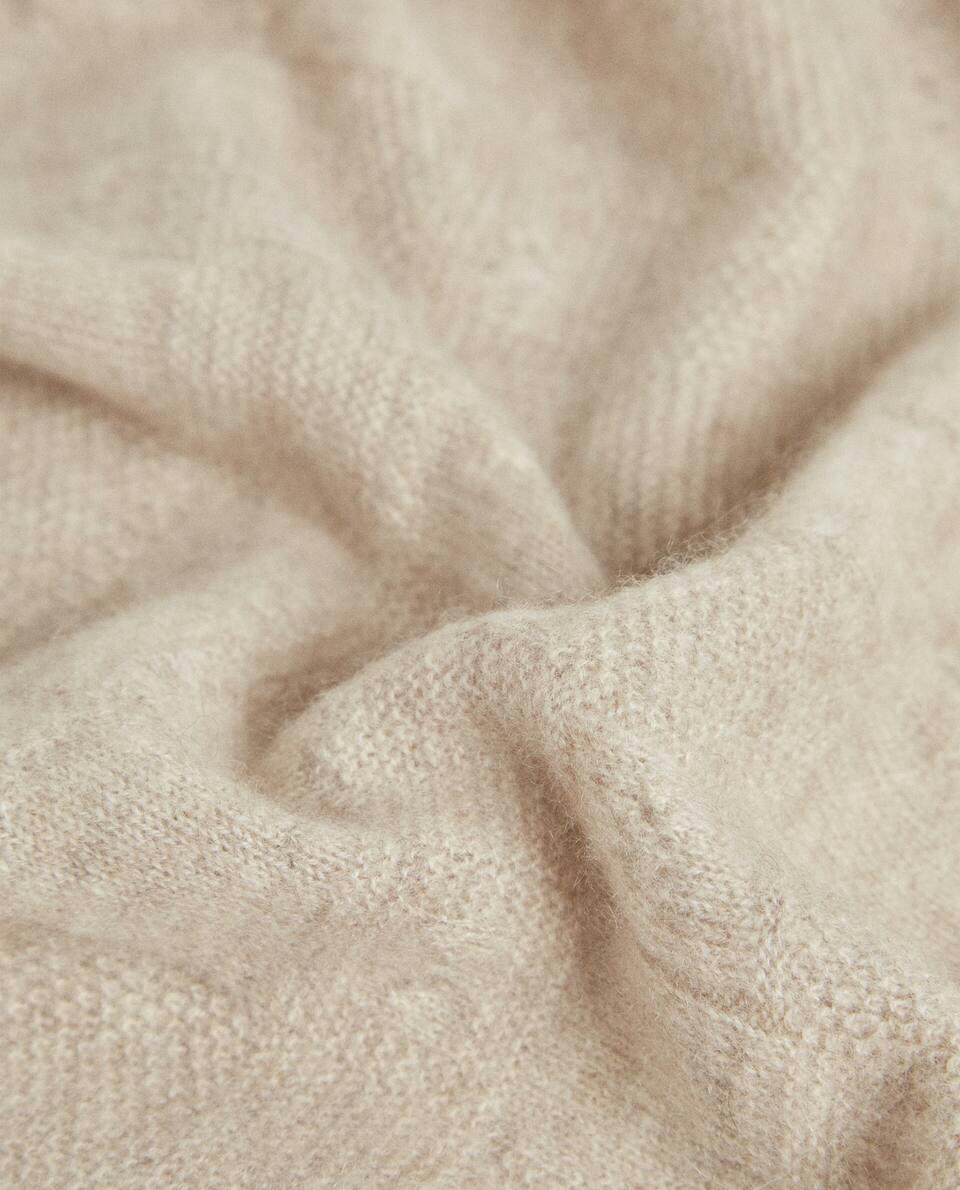 CASHMERE KNIT BLANKET