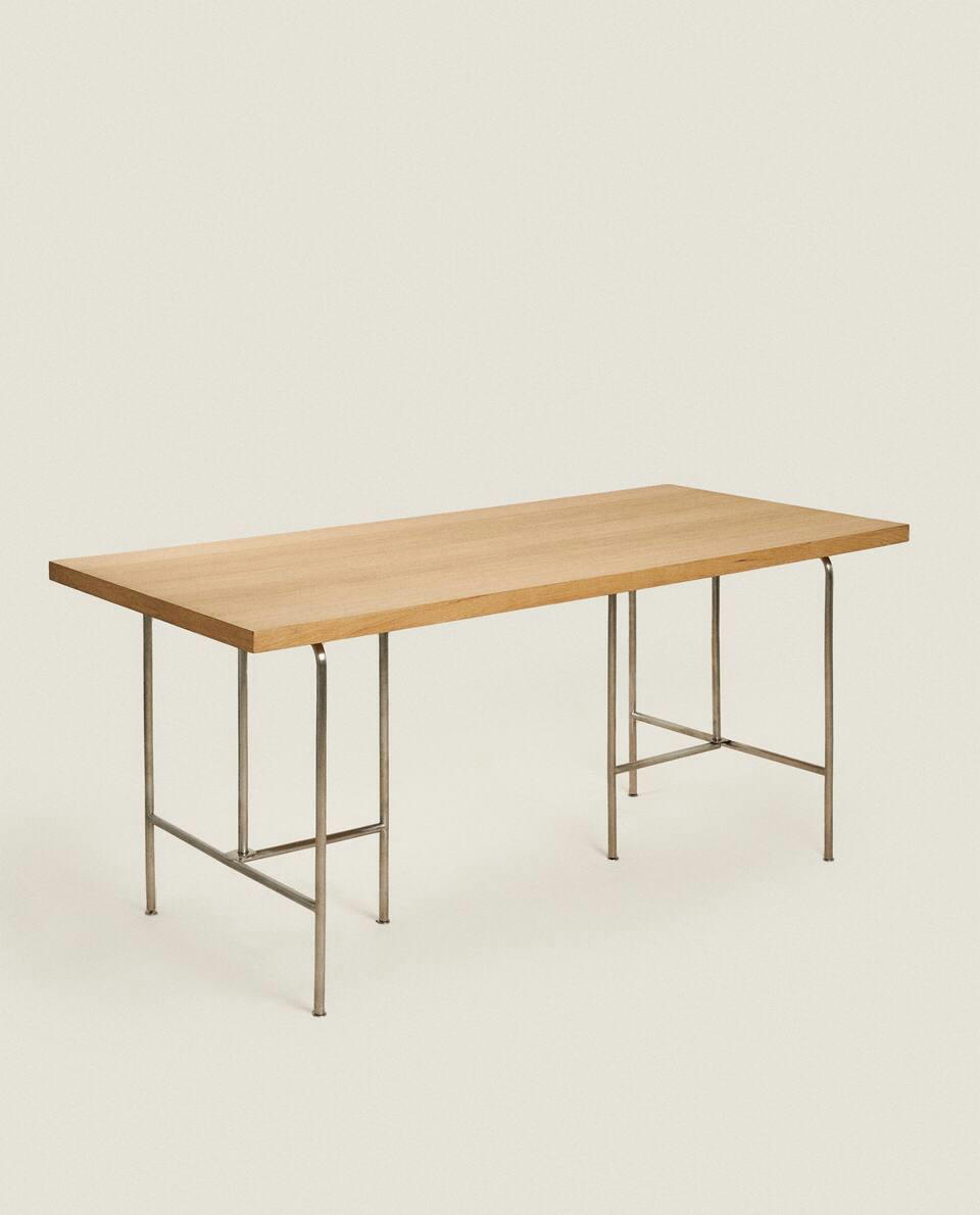 WOOD AND METAL OFFICE DESK