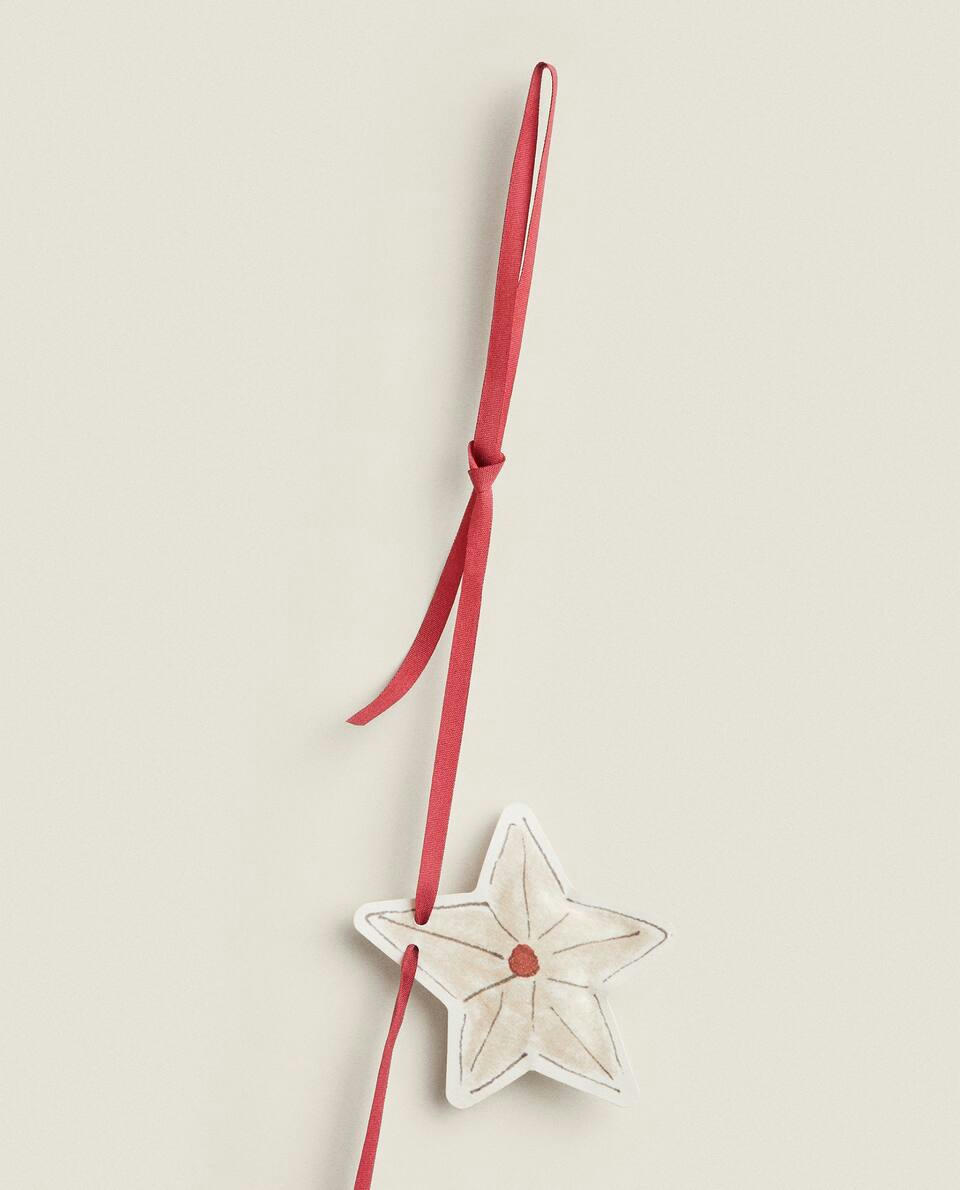 DECORATIVE GARLAND WITH RIBBON AND CHRISTMAS FIGURES