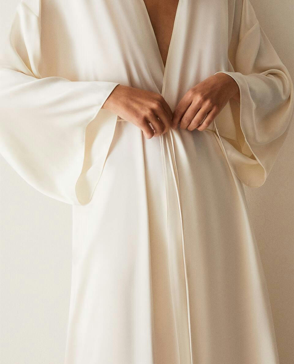 100% SILK DRESSING GOWN