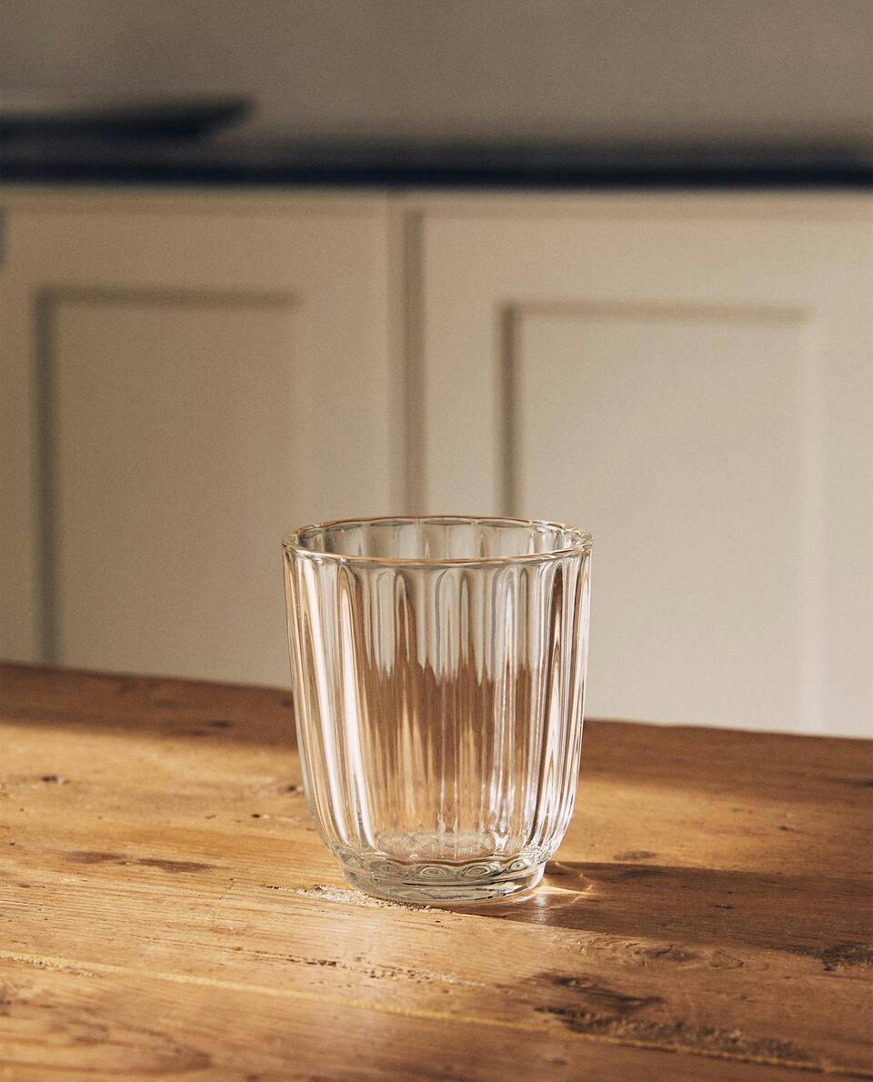 RAISED DESIGN TUMBLER