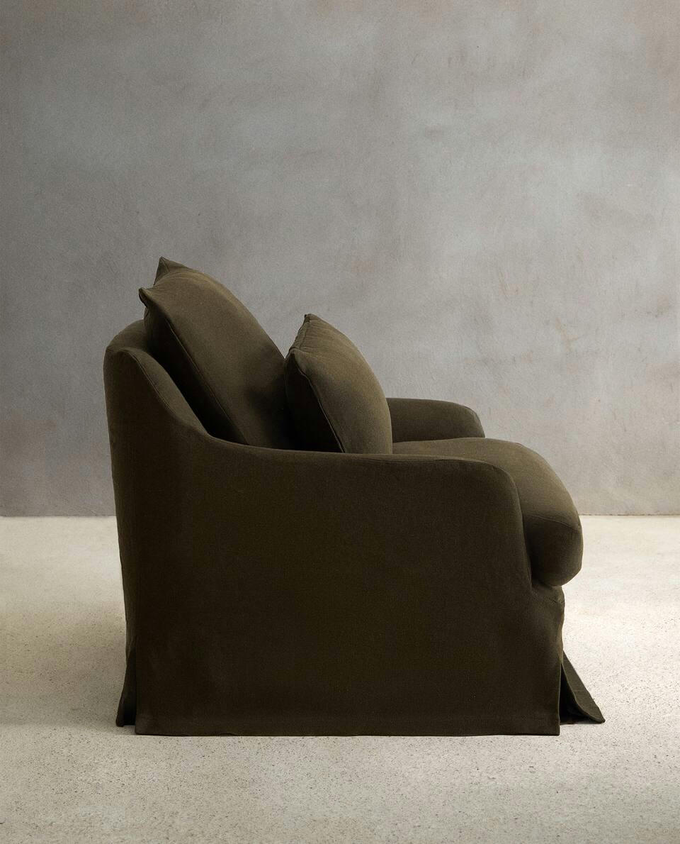 ARMCHAIR 01
