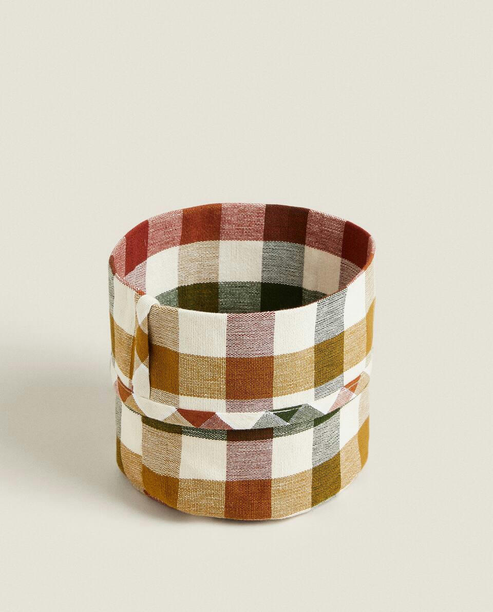 COLOURED CHECK HAMPER