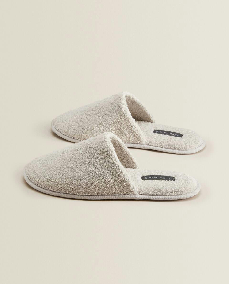 TERRY BATHROOM SLIPPERS