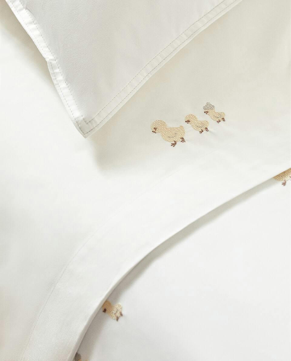 EMBROIDERED FLAT SHEET