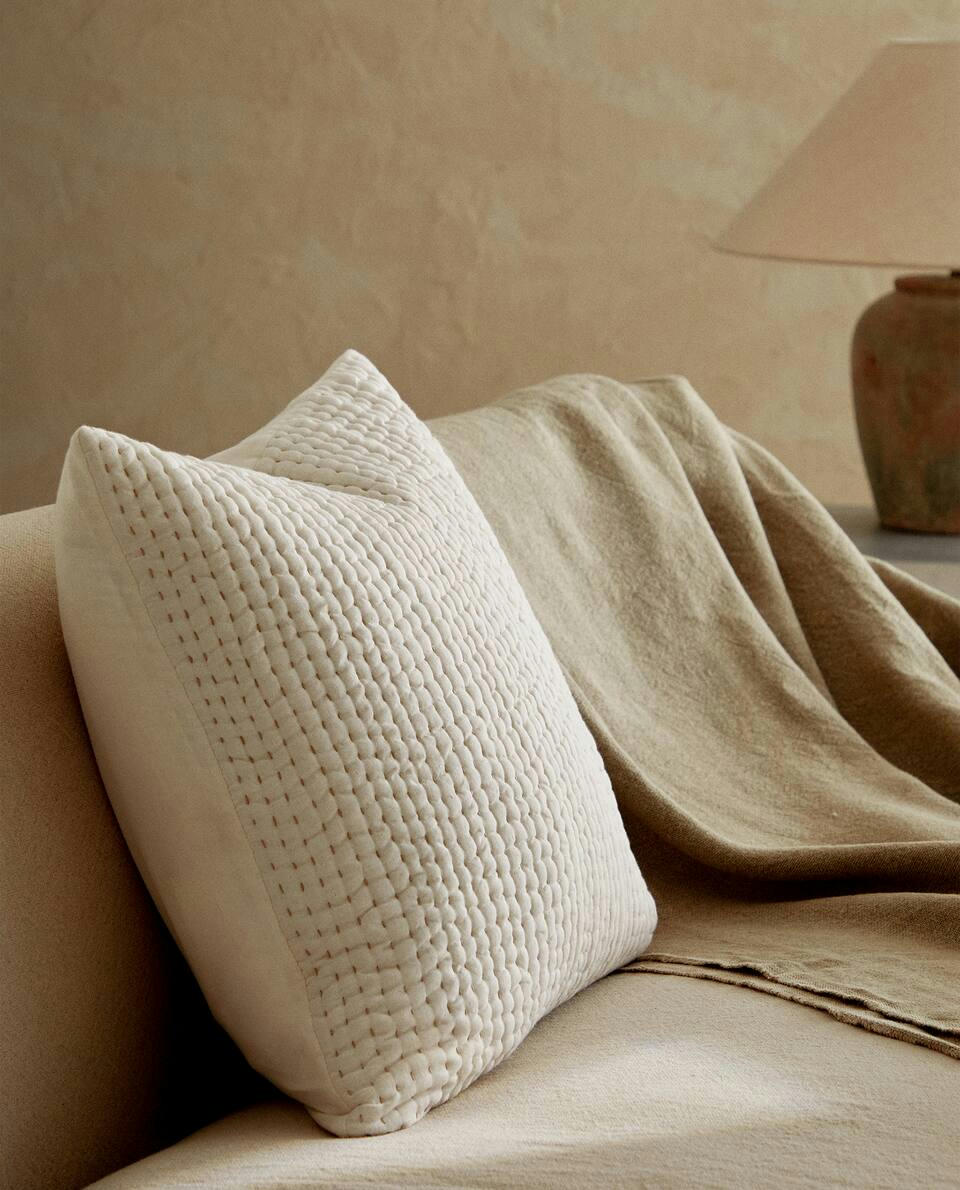 CUSHION COVER WITH TOPSTITCHING