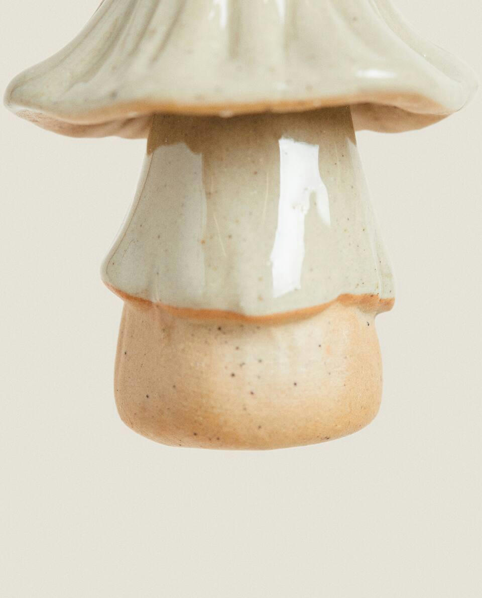 CERAMIC MUSHROOM DECORATIONS