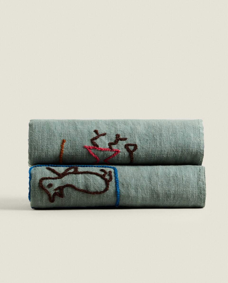 EMBROIDERED LINEN COTTON BLANKET