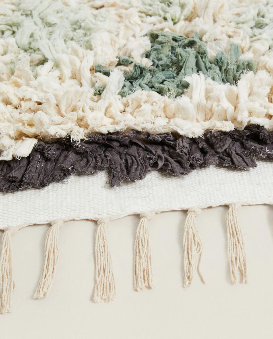 KIDS’ TRIANGLE DESIGN COTTON RUG