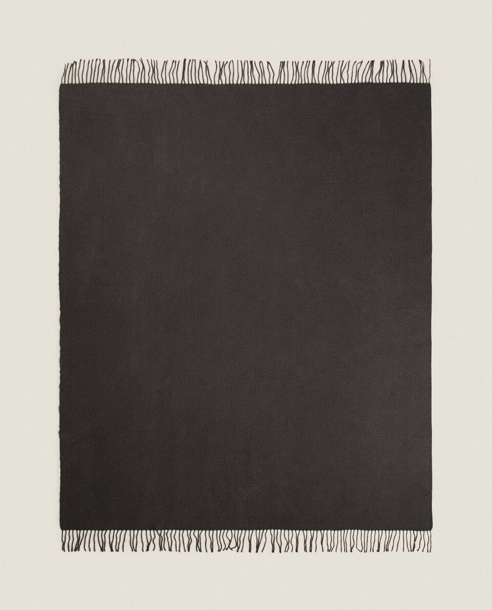 TEXTURED CHECK BLANKET