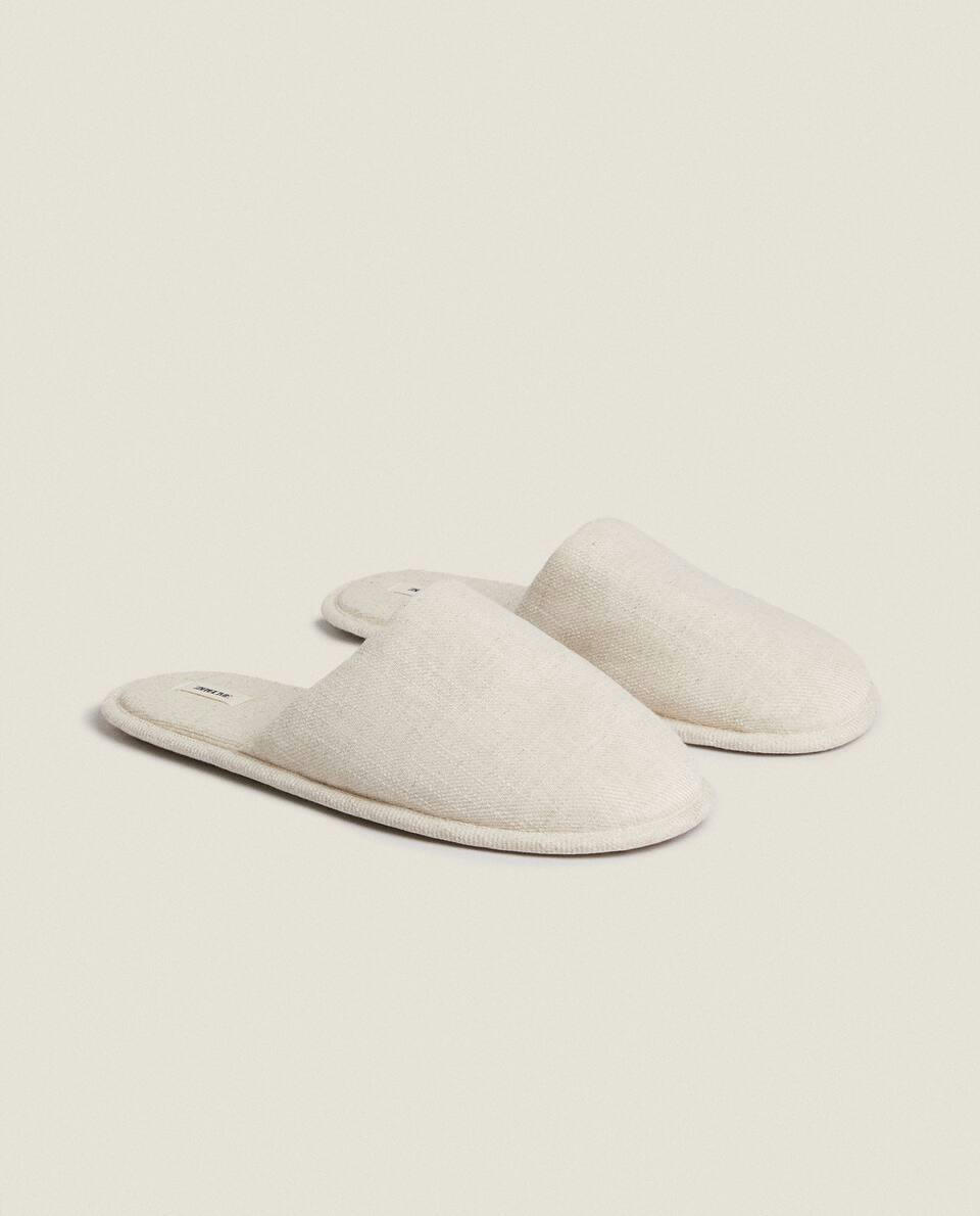 LINEN SLIPPERS
