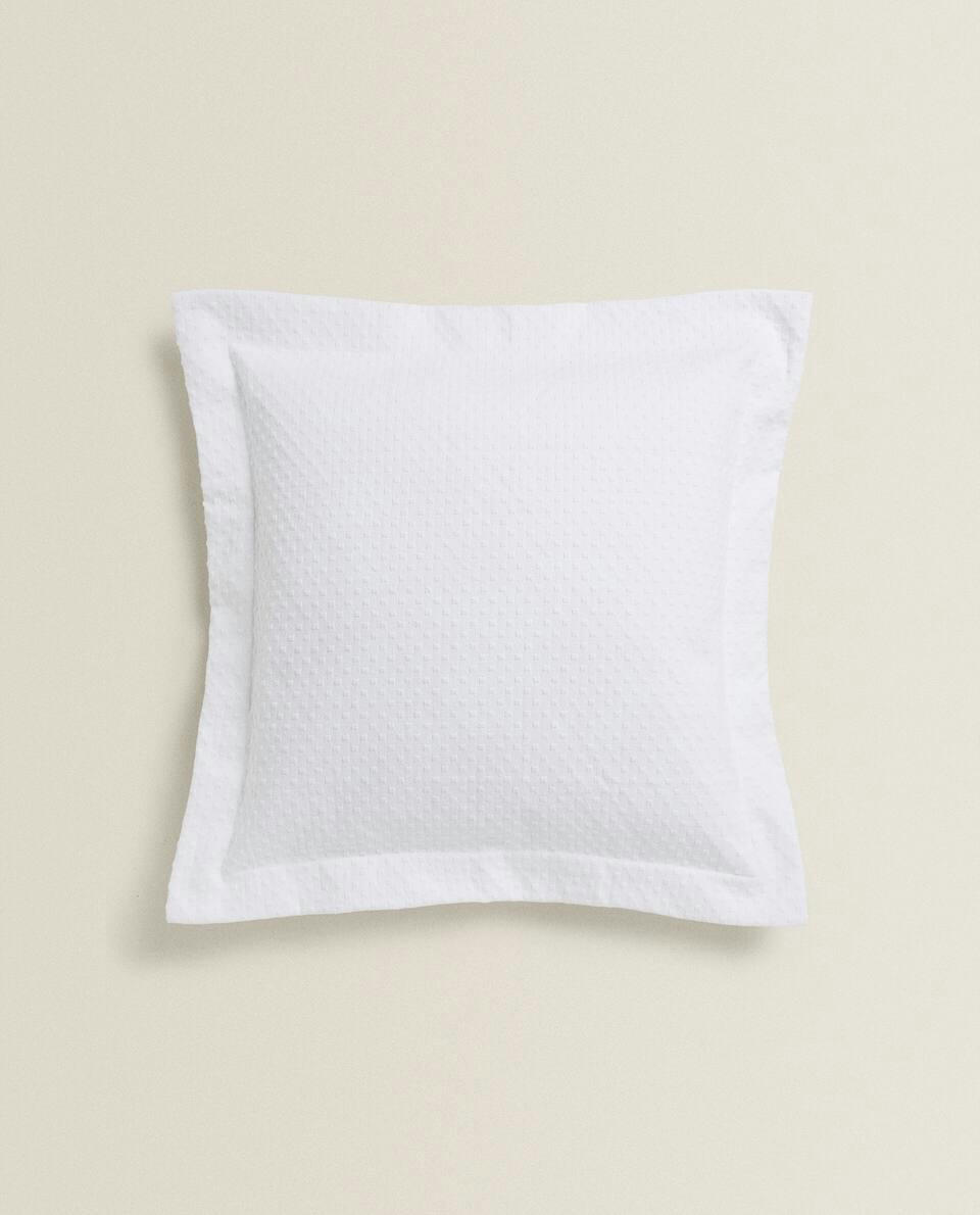 CUSHION COVER WITH POLKA DOT DESIGN