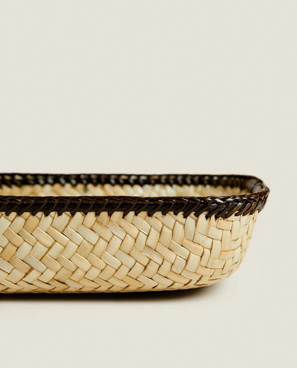 BASKET WITH BLACK BORDER