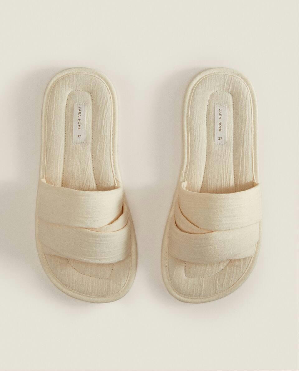MUSLIN OPEN SLIPPERS