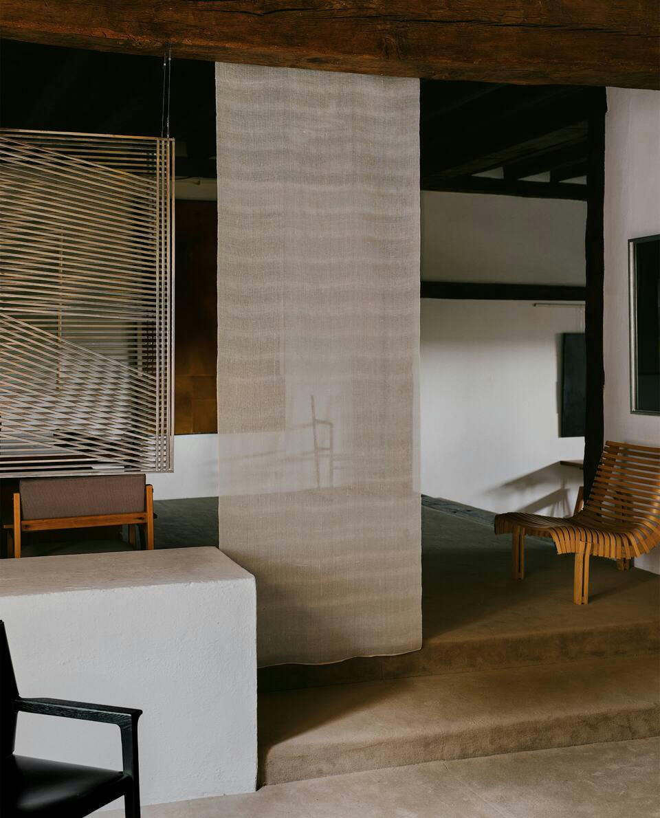 X áBBATTE WILD SILK PANEL