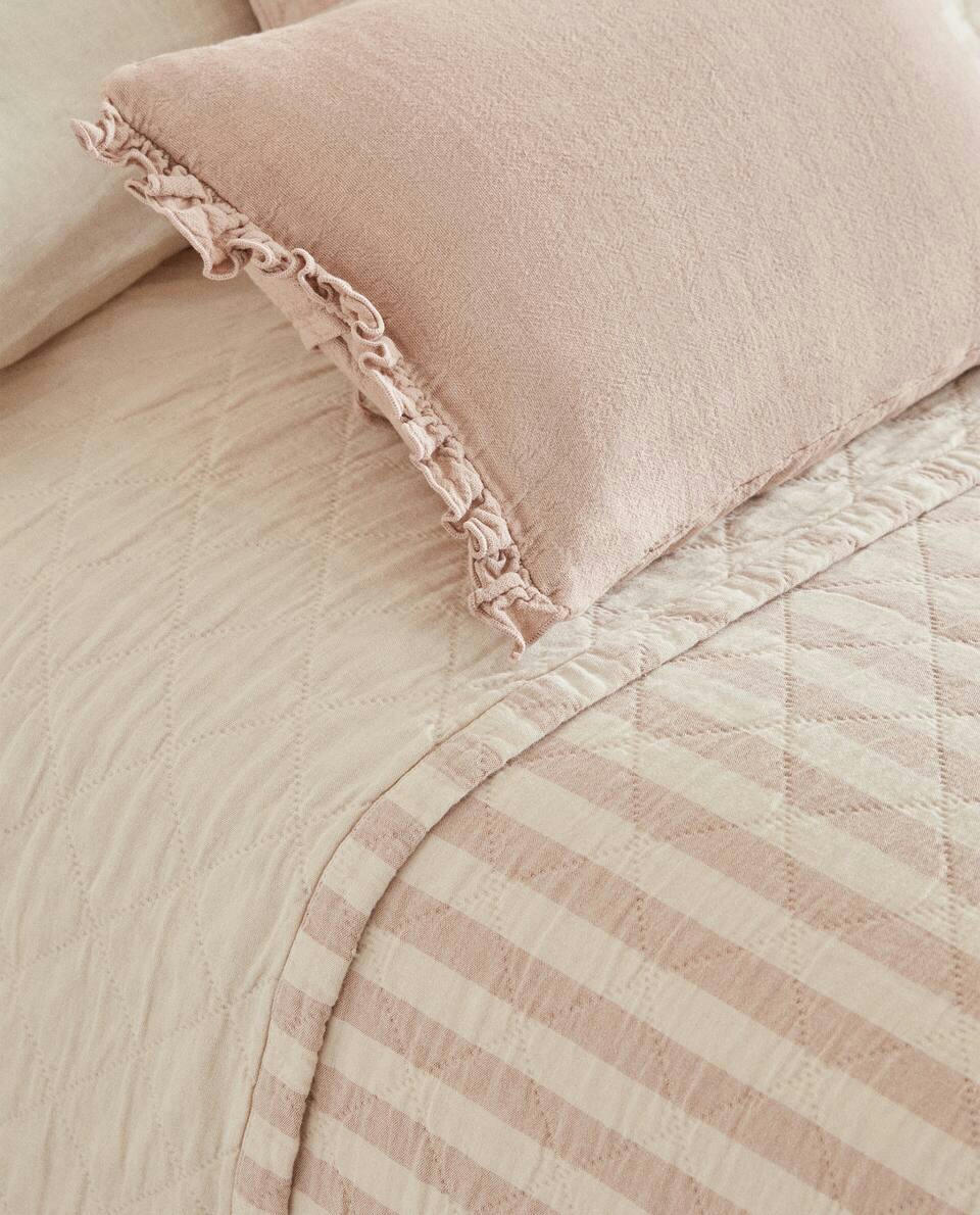 DYED THREAD STRIPED BEDSPREAD