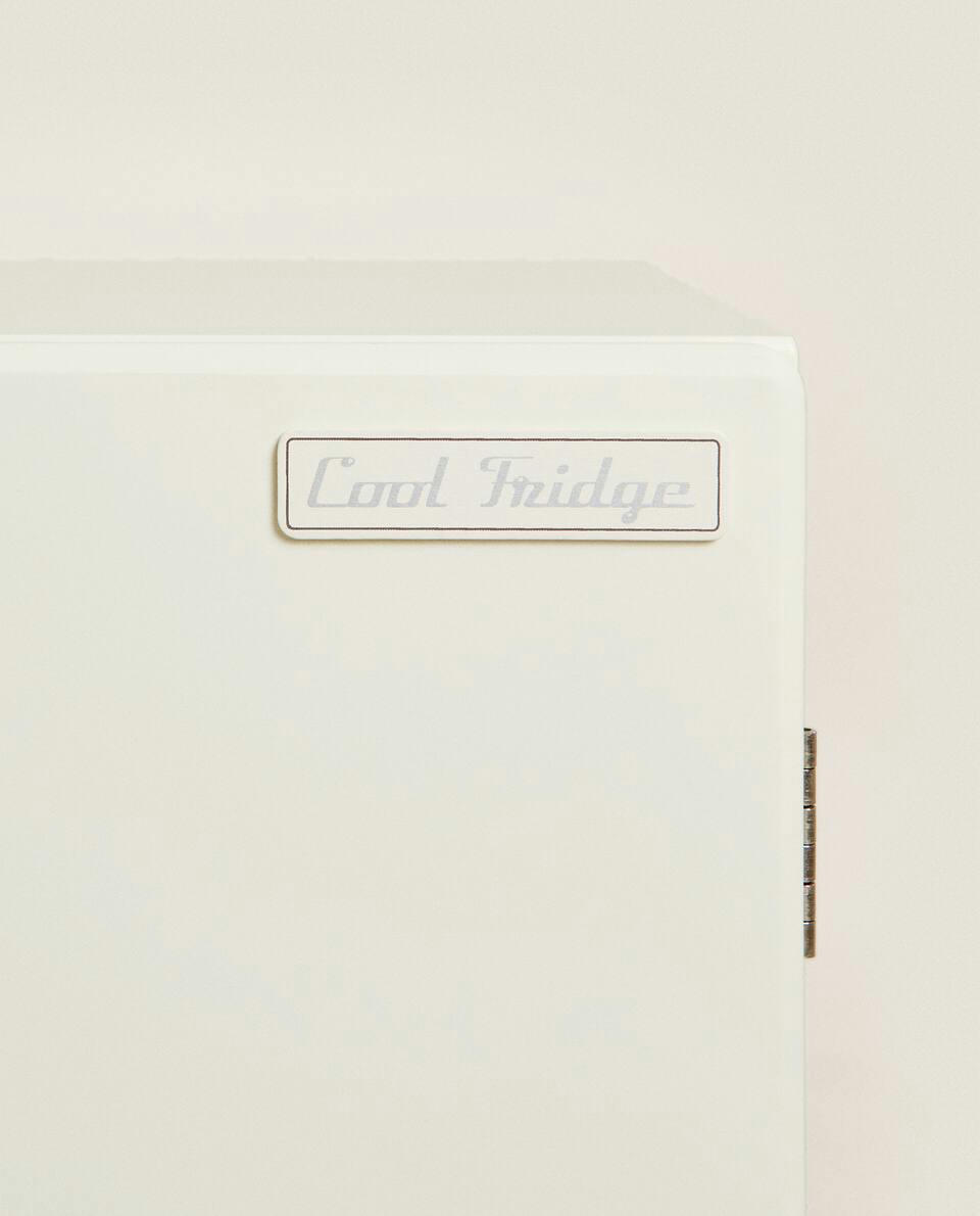 CHILDREN’S WOODEN DOUBLE DOOR FRIDGE TOY