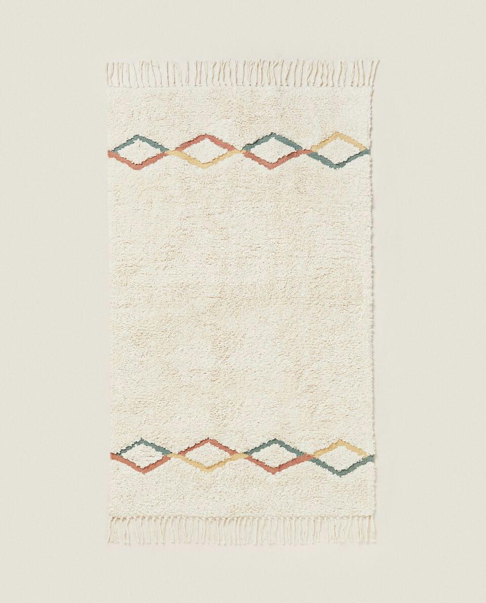 DIAMOND DESIGN COTTON RUG