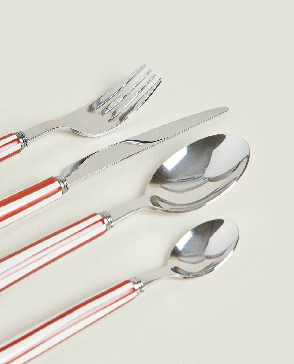 STRIPED CUTLERY SET (4 PIECES)