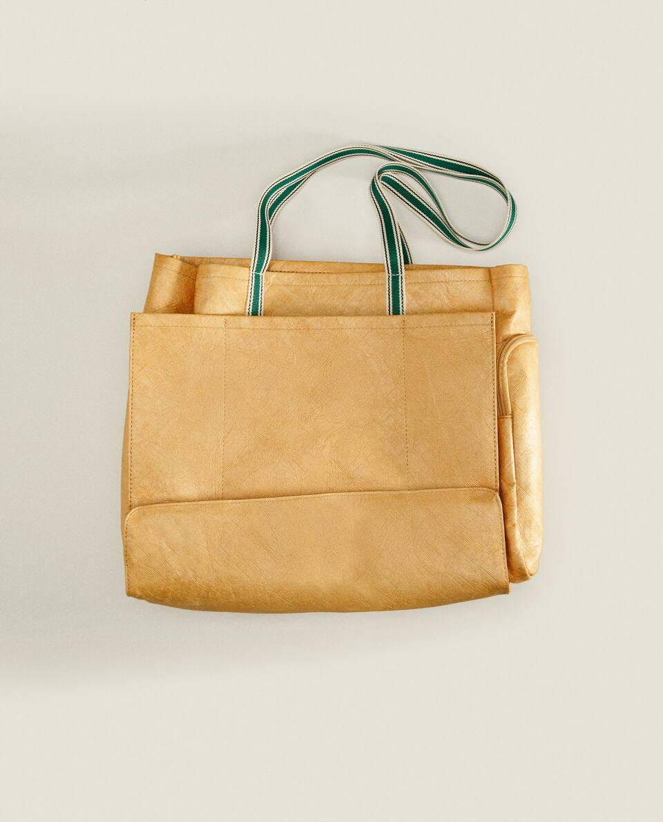 SHOPPING BAG WITH PAPER COMPARTMENTS