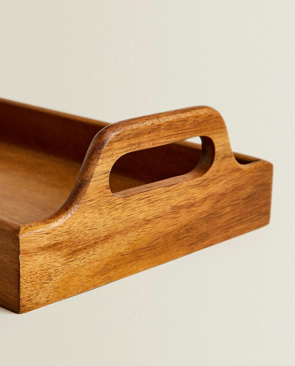 WOODEN TRAY WITH HANDLE