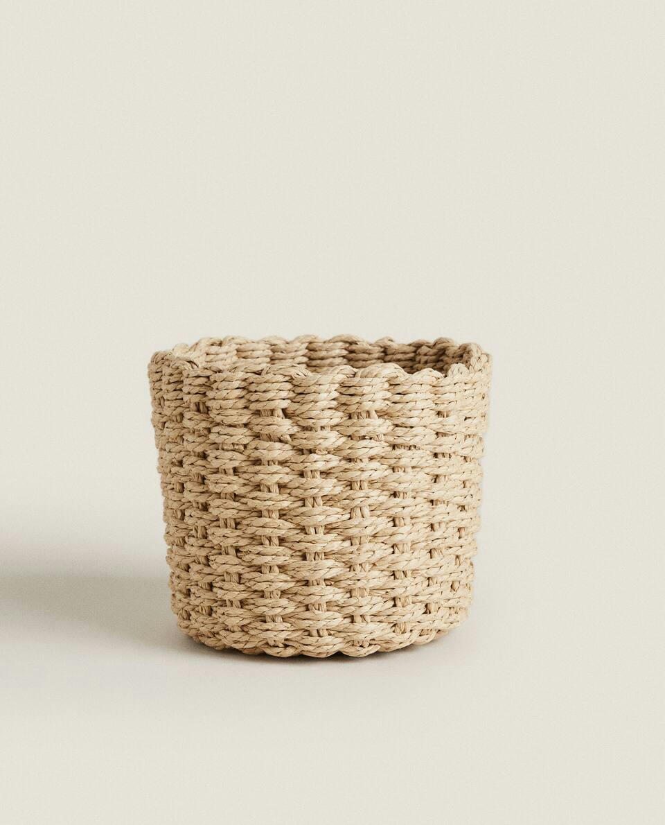 ROUND RATTAN BASKET