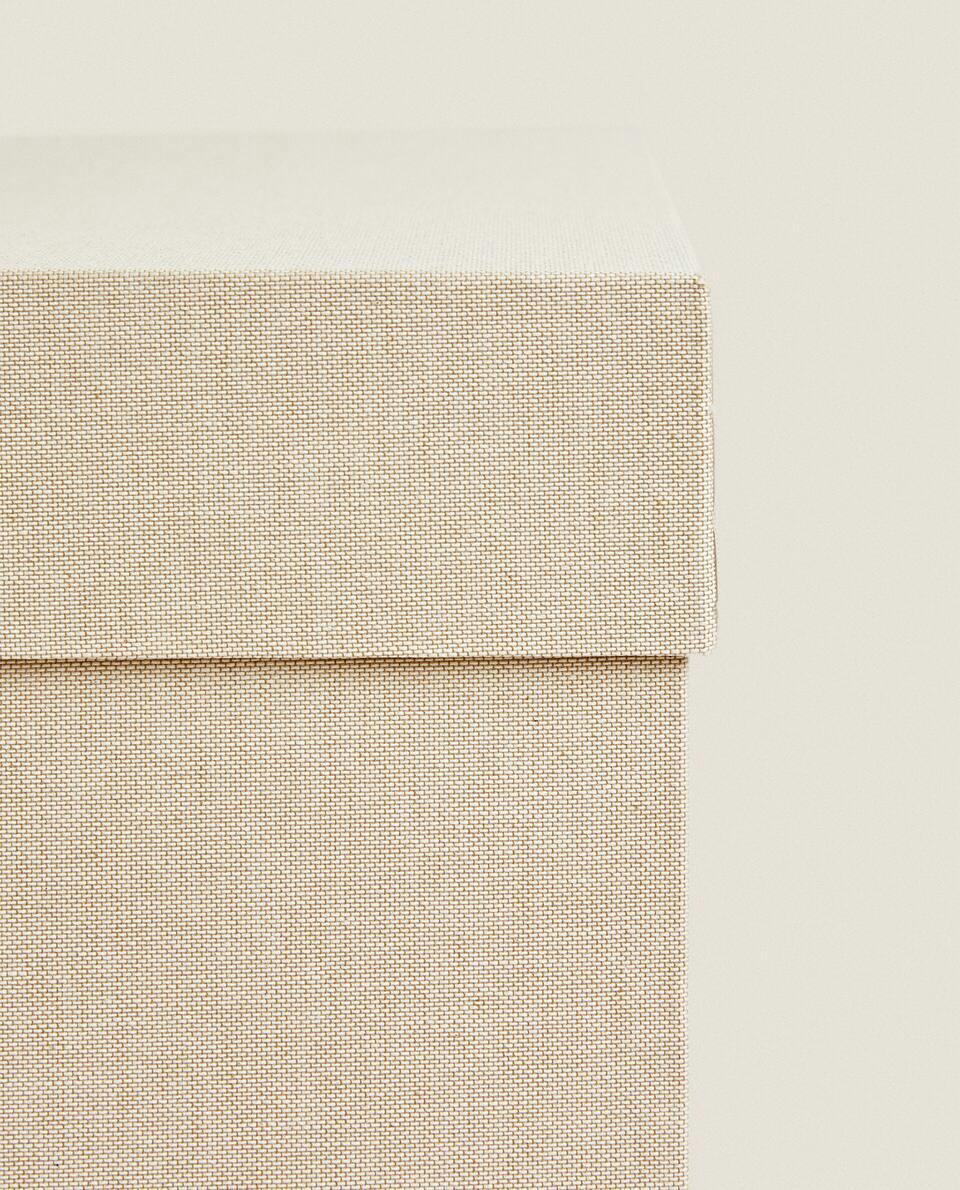 BOX WITH LINEN-EFFECT LINING