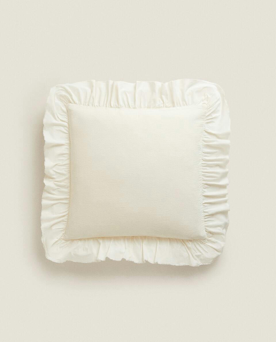 CUSHION COVER WITH RUFFLE TRIM