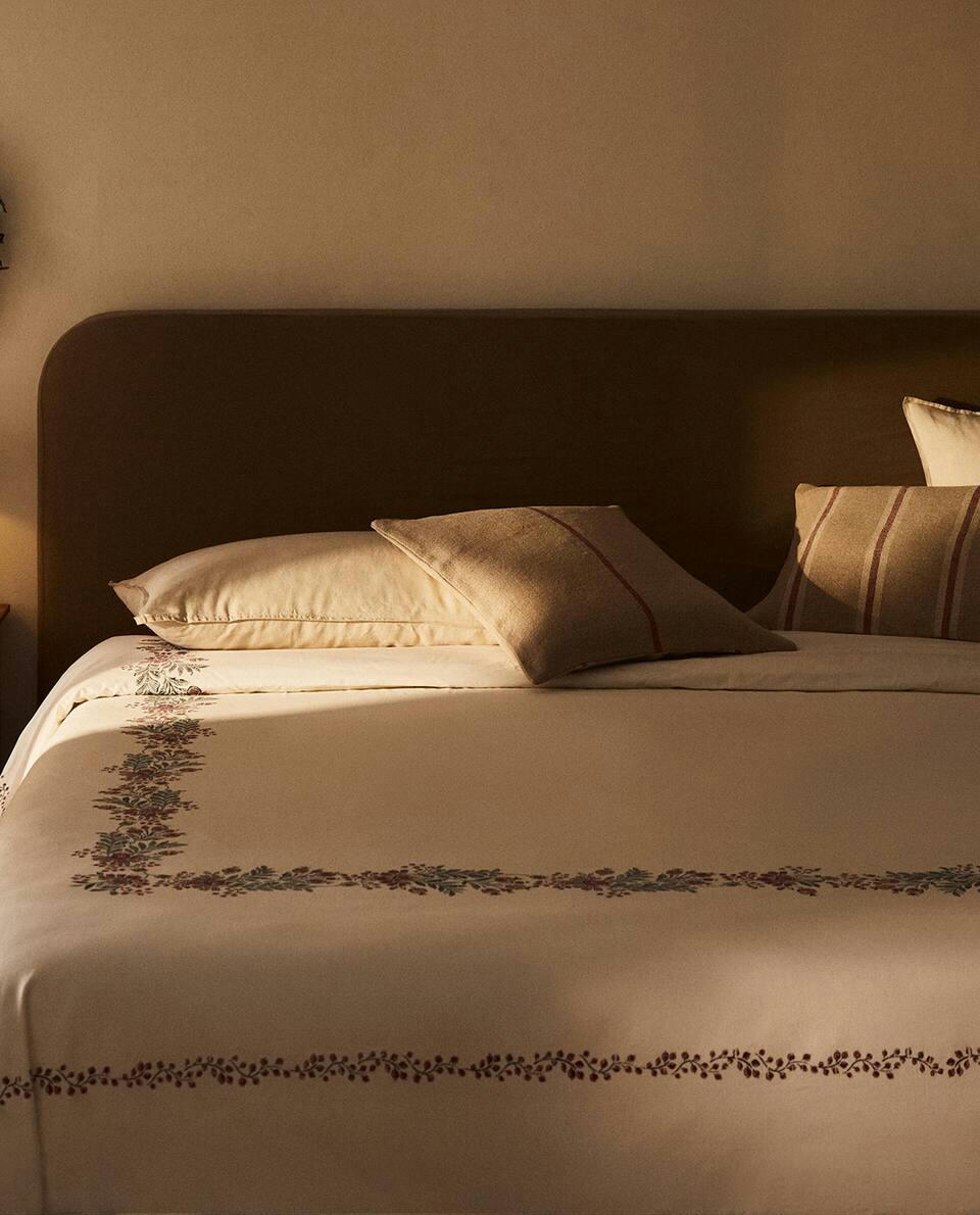 COTTON DUVET COVER WITH CHRISTMAS BORDER